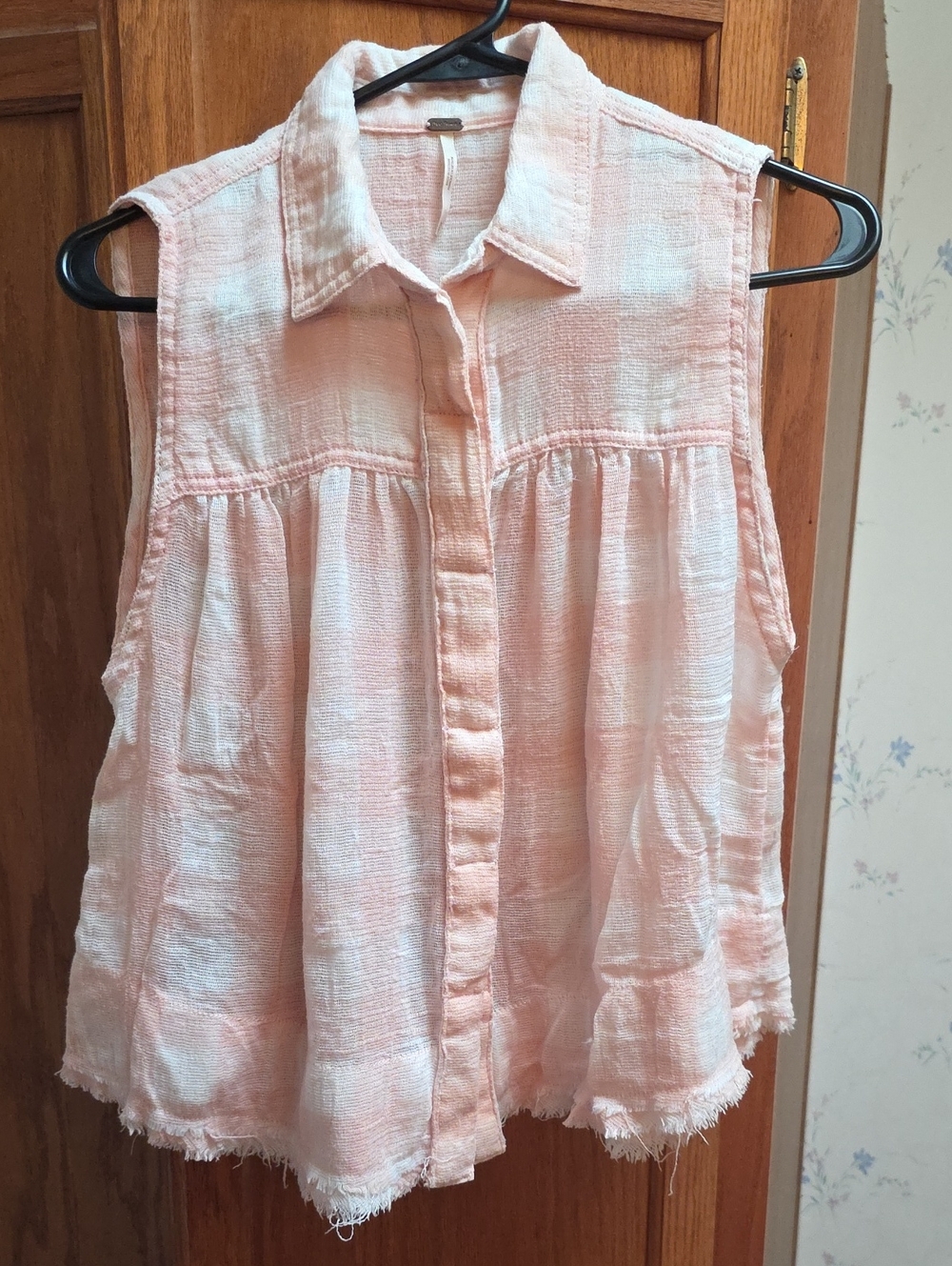 Free People Sleeveless Button-Down Top in Soft Pink and White